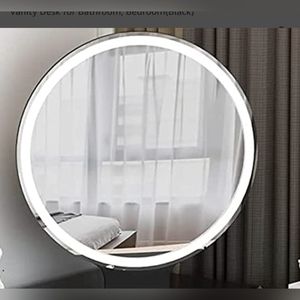 Round vanity mirror